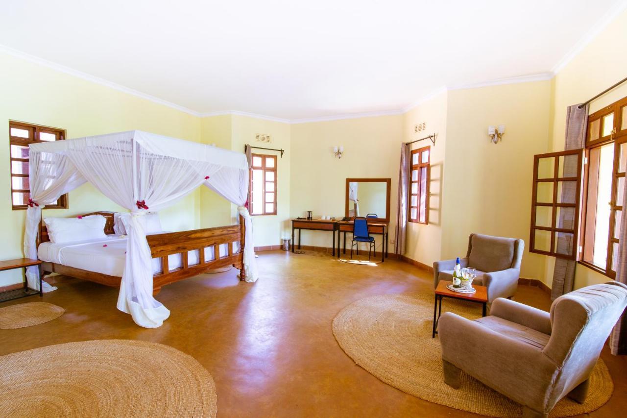 Eileen'S Trees Inn Karatu Εξωτερικό φωτογραφία